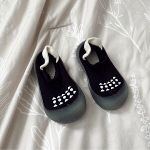 *free in any baby bundle* baby first walker shoes